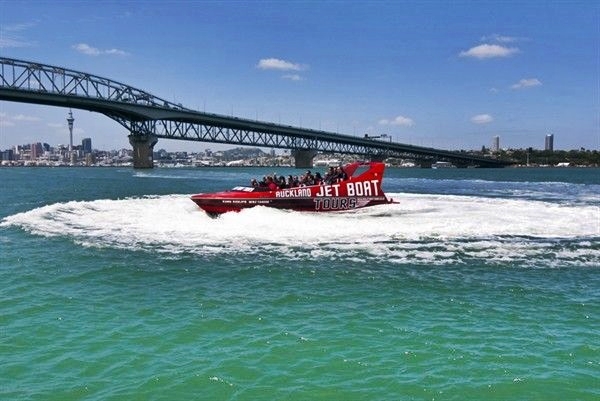 Auckland Jet Boat Tours