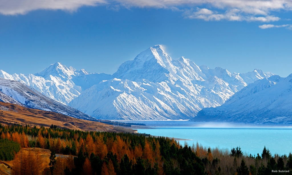 Aoraki / Mount Cook (3754m) and Lake Pukaki in winter. Mt La Perouse (3078m) left, Tasman Valley and Burnett Mountains Range right. Photo Credit: Rob Suisted, naturespic.co.nz